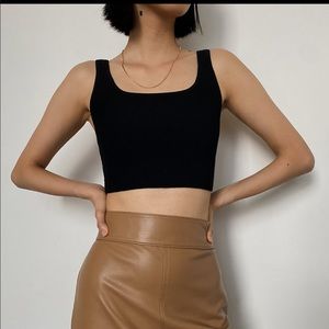 Aritzia Babaton Sculpt Tank - Emerald